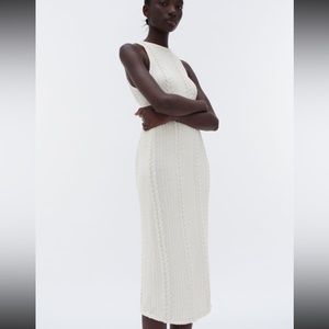 Zara Cable Knit Dress
Cream/White 
Super Comfortable